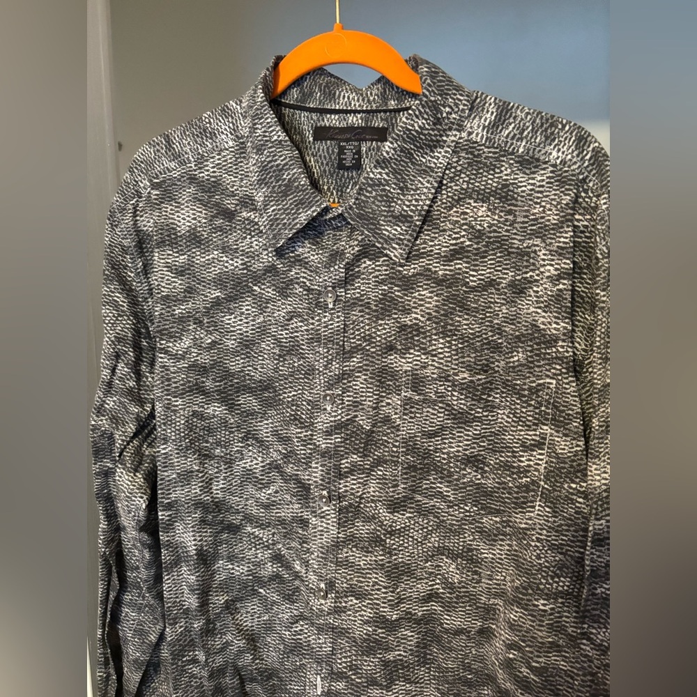 Men’s 2XL long sleeve dress Shirt Kenneth Cole, New York snake print